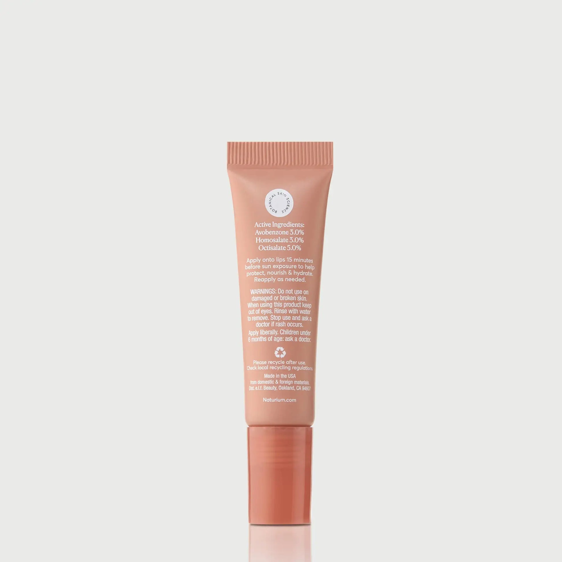 phyto-glow-lip-balm-spf-45-getaway-w2 NATR-10126_PhytoGlow_SPF_Getaway_primary_capon_back_bonebkgd_1.webp
