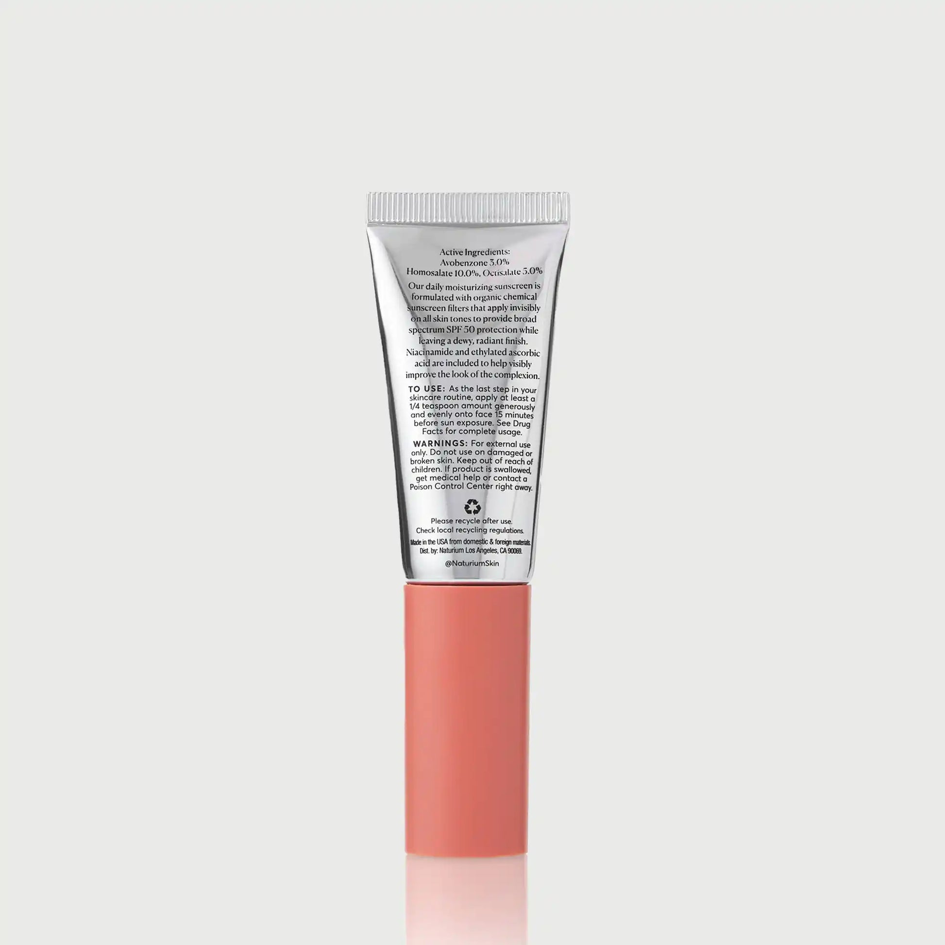 dew-glow-moisturizer-spf-50-travel-size-t0 NATR-10157_Dew-Glow-Moisturizer-SPF-50-Mini_back_capon_bonebkgd_d7cb9bbb-e294-42e2-8d5a-28c73c09b5b5.webp