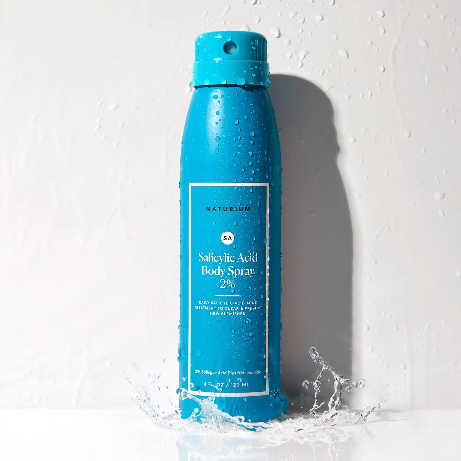 salicylic-acid-body-spray-2-z7 SAspray_4309-crop.webp